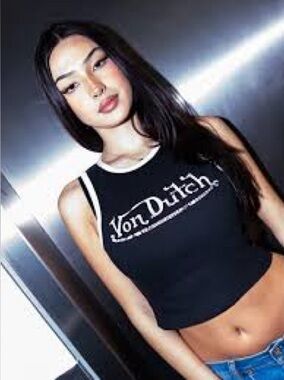 Von Dutch women’s black/white logo crop tank XS- never worn!